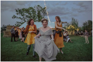 friends-wedding